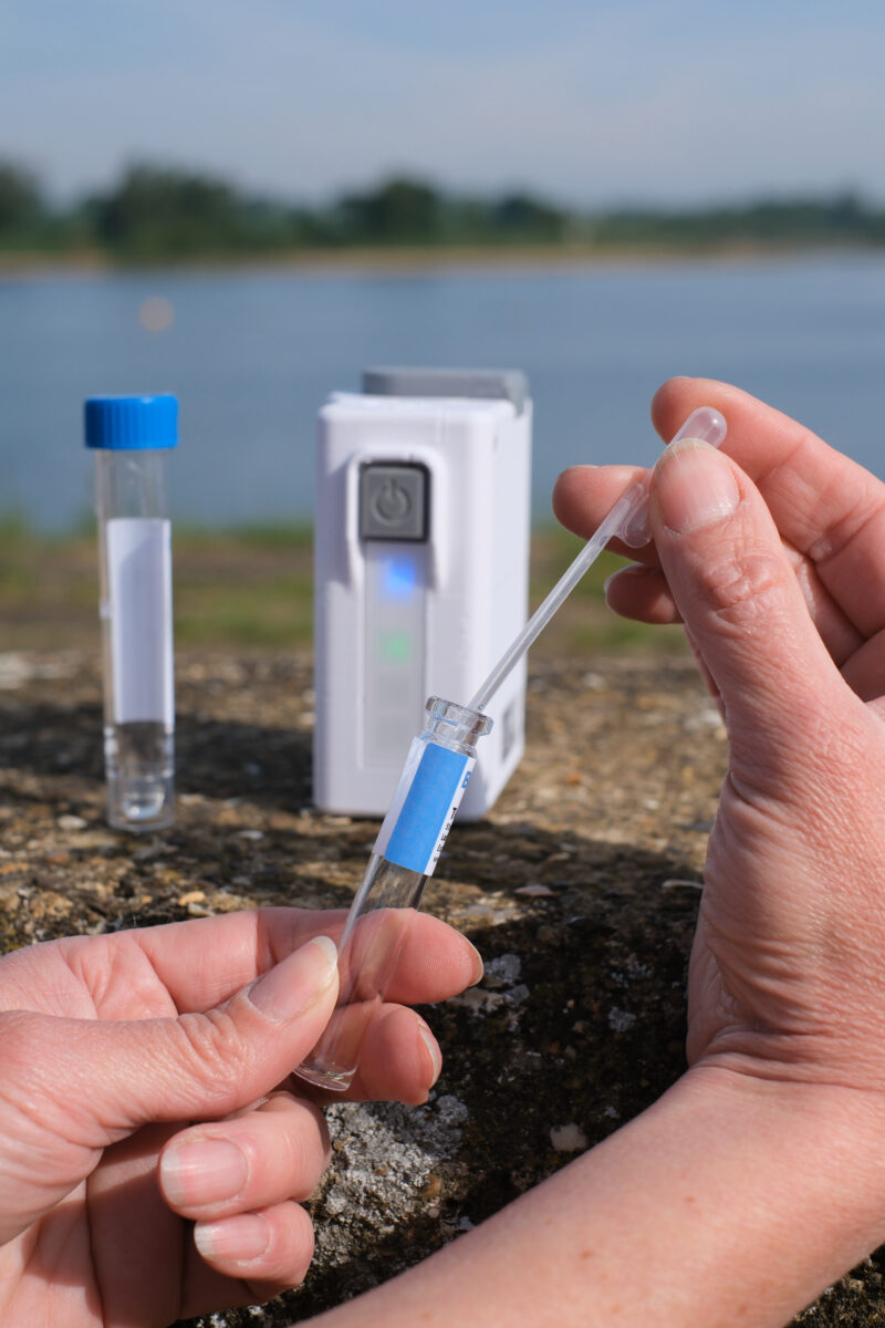 Simplex Health Bactiquick Rapid 15 Minute Bacteria Test Kit for Open Water (Device + 5 ...